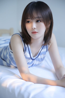 不知火舞被三人围攻